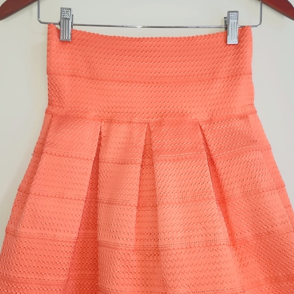 Structured Bell Skirt Textured Hot Salmon Pink - Picture 2 of 4
